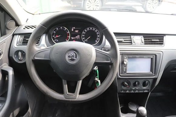 Купить Шкода Рапид 2015г.