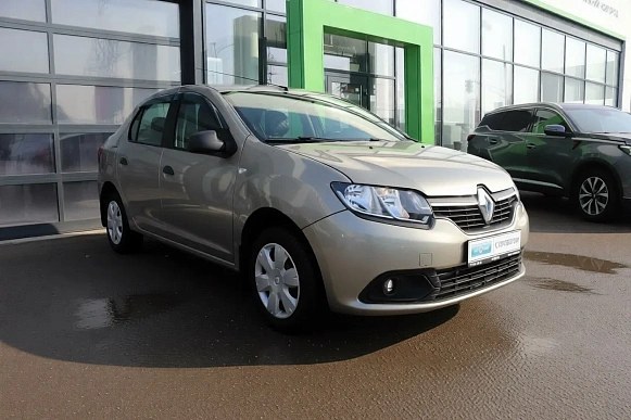 Купить Рено Логан 2015г.