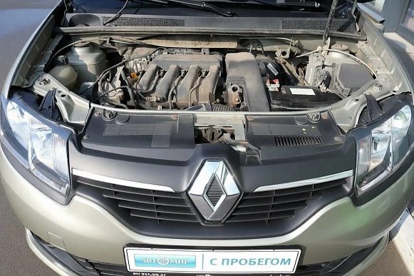 Купить Рено Логан 2015г.