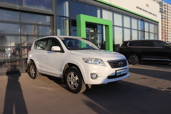 Купить Тойота Новый RAV4 2012г.