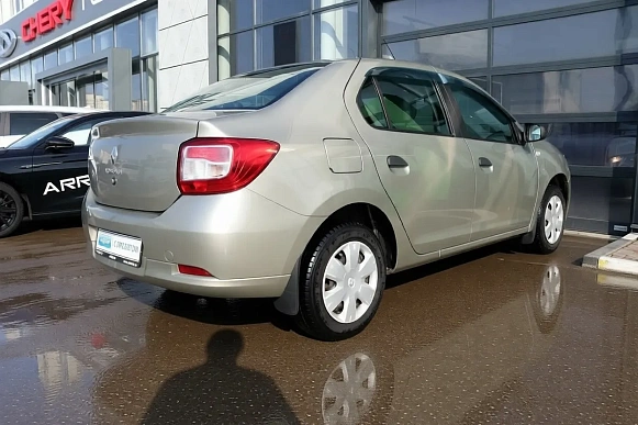 Купить Рено Логан 2015г.