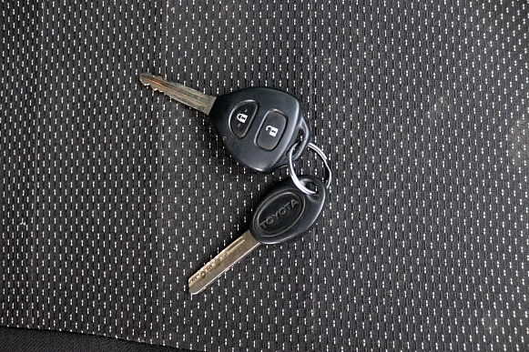Купить Тойота Новый RAV4 2011г.