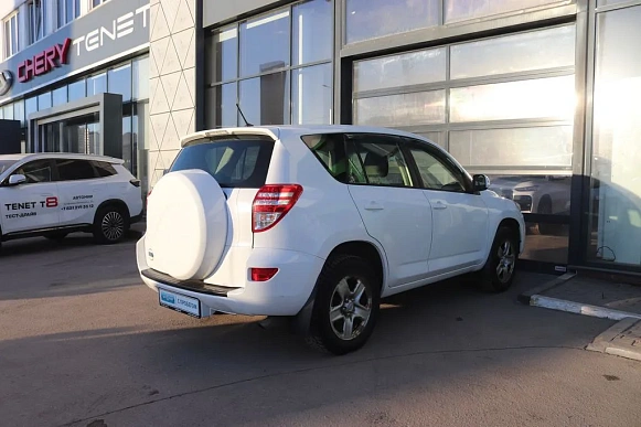 Купить Тойота Новый RAV4 2012г.