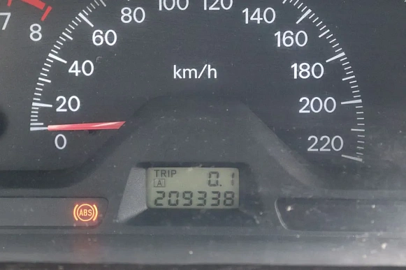 Купить Митсубиси Лансер 2004г.