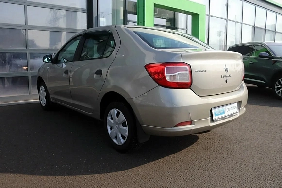 Купить Рено Логан 2015г.